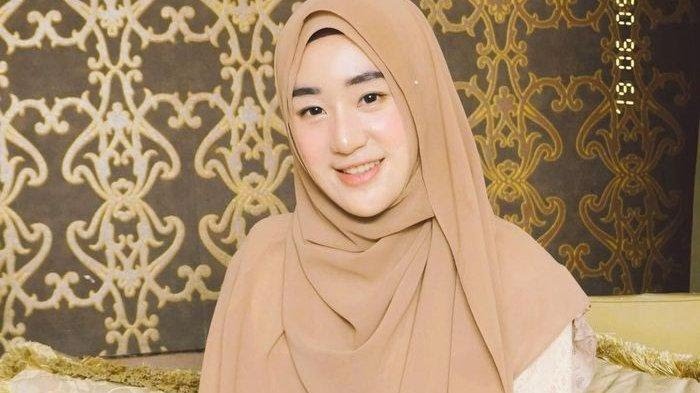 Diisukan Bakal Dinikahi Pebalap Rio Haryanto, Larissa Chou: Hoax!