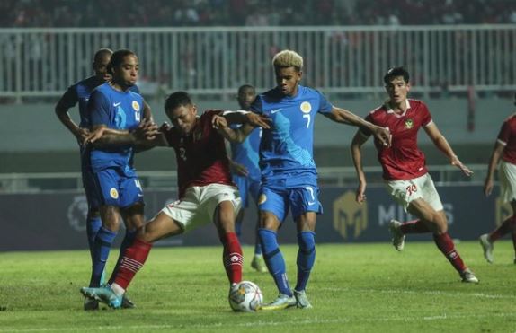 Main Keras Lawan Indonesia, Juninho Bacuna 