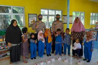 Polisi di Lingga Edukasi Anak Usia Dini Tentang Keselamatan Berlalu Lintas