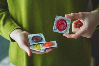 Cara Penggunaan Kondom yang Benar agar Tak Tertular Penyakit Seksual