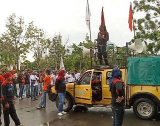 Buruh Ingatkan Pemko Batam Kenaikan Harga BBM Bisa Picu Inflasi Hingga 6 Persen