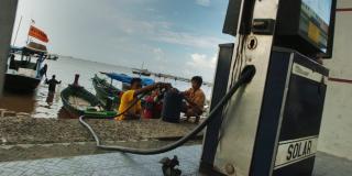 Nelayan Bisa Dapat Solar Rp6.800 per Liter Lewat Koperasi