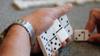 Pemuda Sambau Gelar Turnamen Domino Bertabur Hadiah
