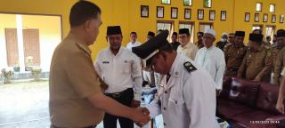Pimpinan DPRD Natuna Hadiri Pelantikan Kepala Desa TanjungÂ 