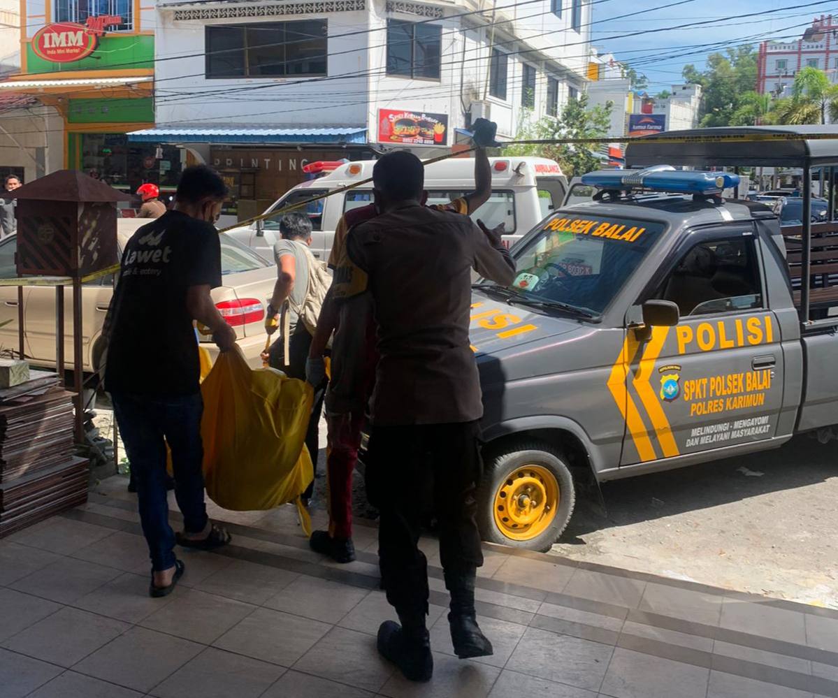 Pekerja Toko Bangunan di Karimun Ditemukan Tewas Tergantung