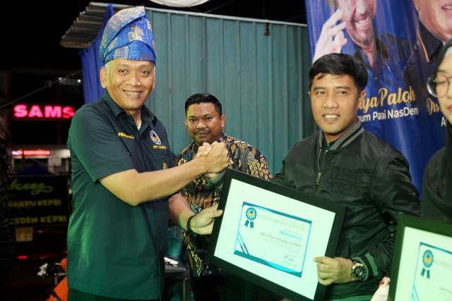 Batamnews Sabet Penghargaan Media Peduli Pedagang dan UMKM
