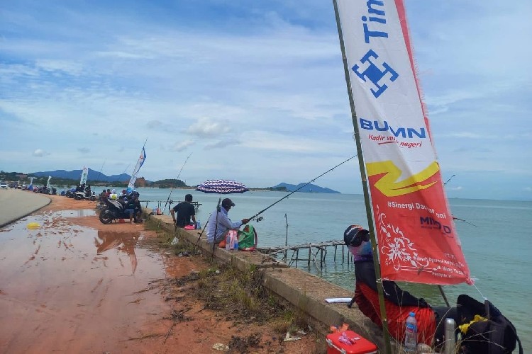 Semarak HUT Karimun: Ratusan Peserta Meriahkan Lomba Mancing Tuah Orang Kite