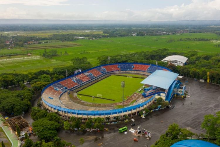 Renggut Banyak Nyawa, Jokowi Bakal Robohkan Stadion Kanjuruhan