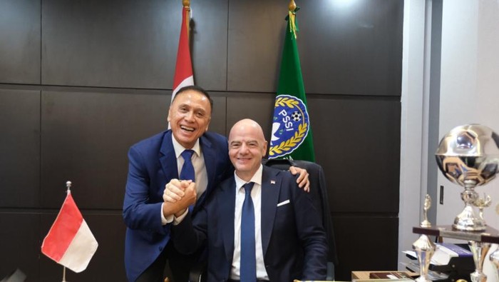 FIFA Ingin Indonesia Bersinar Lewat Sepakbola