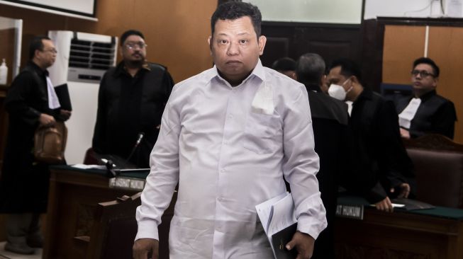Cerita Versi Kuat Ma