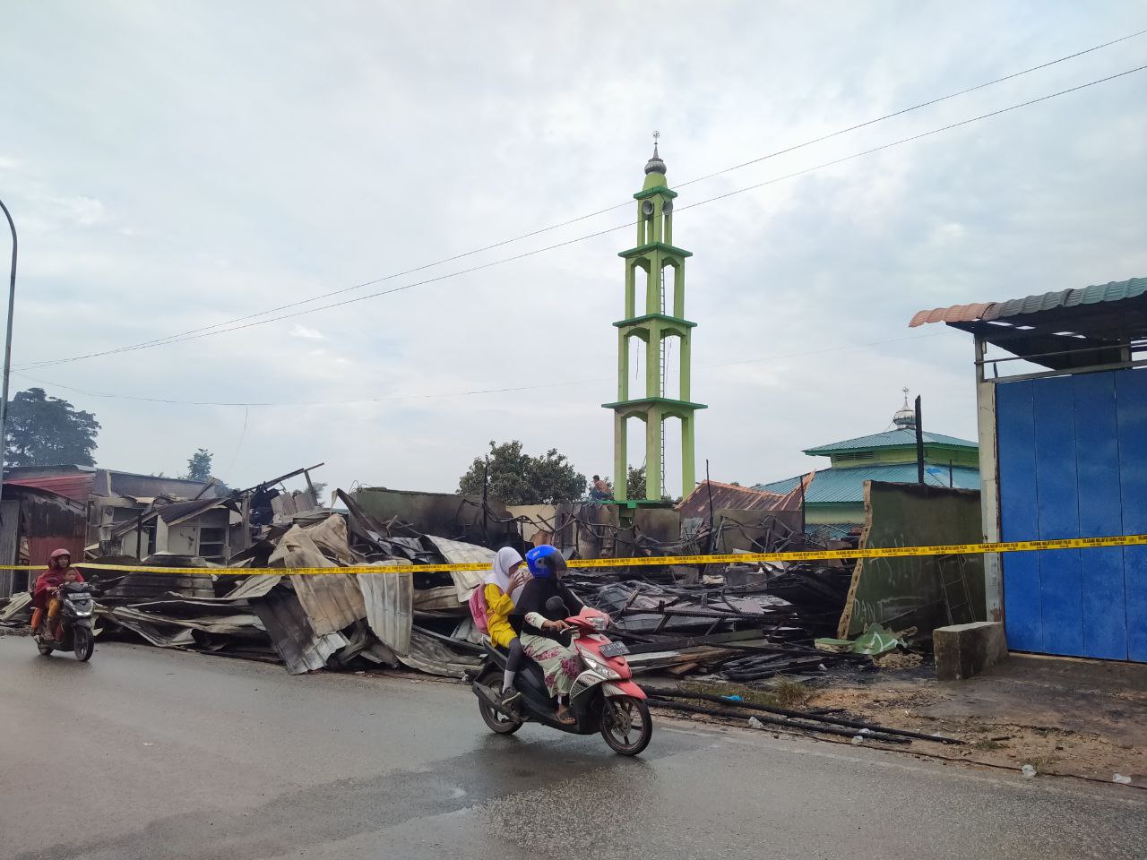 Foto-foto Kondisi Terkini Pasar Seken Tanjungsengkuang yang Ludes Terbakar