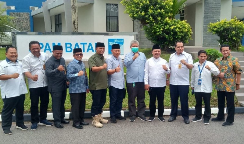 Komisi III DPRD Batam Sidak PT Moya: Air Baku Banyak, Produksi Terbatas