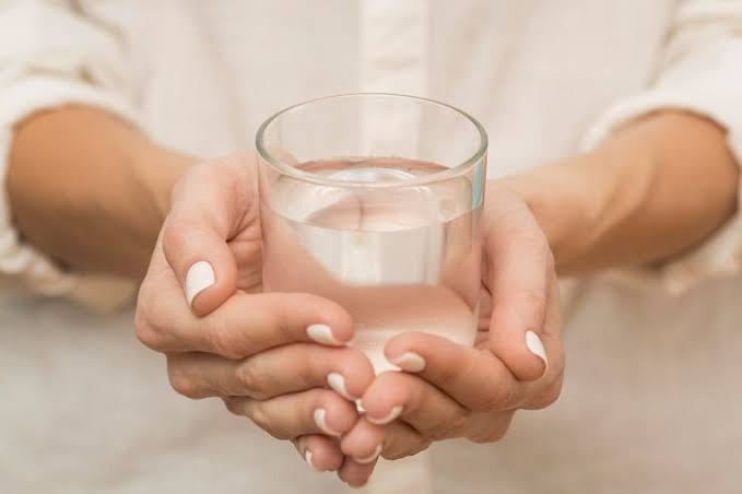 Jangan Asal Minum, Berikut 4 Ciri-ciri Air Minum Terkontaminasi Tinja
