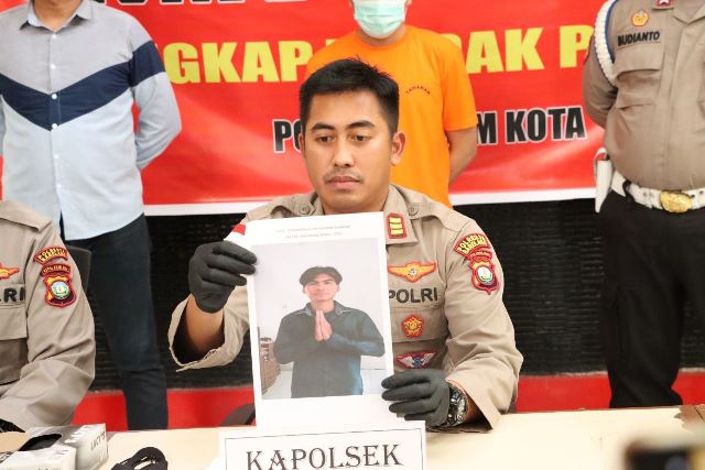 Polisi Masih Buru Seorang Tersangka Kasus Pembobolan KFC Mega Mall