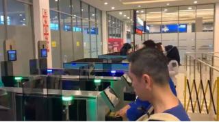 Kurangi Antrean, Imigrasi Batam Pasang Autogate di Pelabuhan Harbour Bay