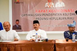 Rakor Optimalisasi PAD Kepri, Sekda Adi Prihantara Beberkan 3 Kunci Mencari Pendapatan
