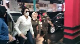 Nikita Mirzani Rogoh Puluhan Juta Buat Makan Pizza di Penjara