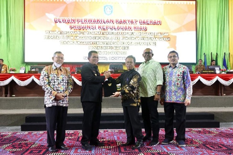 KUA-PPAS APBD Kepri 2023 Disepakati Rp 4,1 Triliun