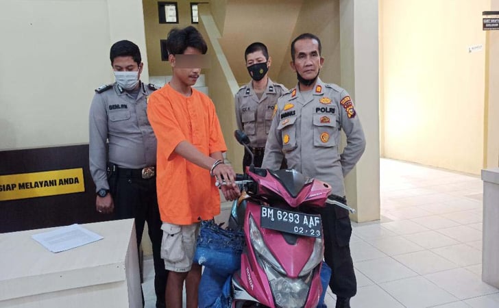 Remaja di Riau Bakar Motor Milik Bos Gegara Ditegur Bawa Miras
