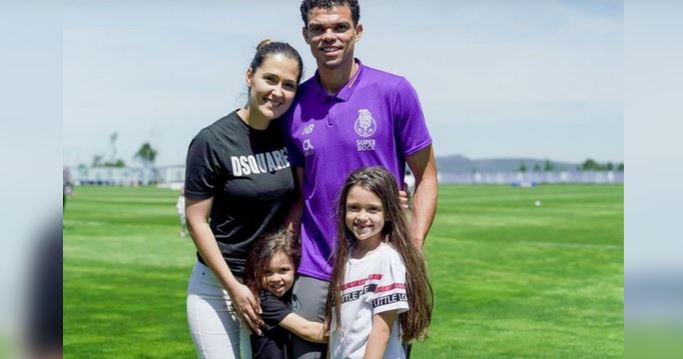 Sosok Ana Sofia Moreira, Istri Pepe Bek Tertua di Piala Dunia