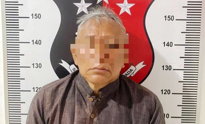 Polisi Ciduk Kakek Maling Tas Milik WN Singapura di Batam, Terekam CCTV Indomaret