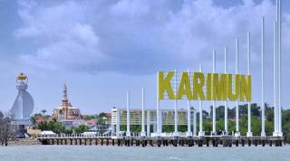 Coastal Area, Tempat Asyik Bersantai Sambil Nikmati Keindahan Pantai di Karimun