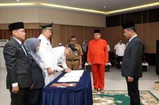 Lantik Camat hingga Kadis, Rudi: Tunjukkan Kinerja Terbaik untuk Batam yang Lebih Maju