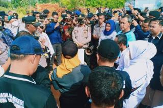 Ratusan Polisi Jaga Ketat Eksekusi Lahan di Coastal Area Tanjung Balai Karimun