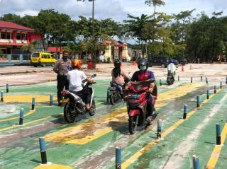 Polresta Barelang Buka Layanan Bimbel Ujian Teori dan Praktik SIM, Gratis!
