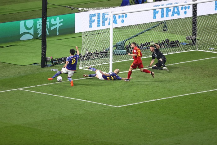 Kamu Bertanya-tanya, Gol Kontroversial Jepang Bisa Disahkan? Ini Penjelasannya