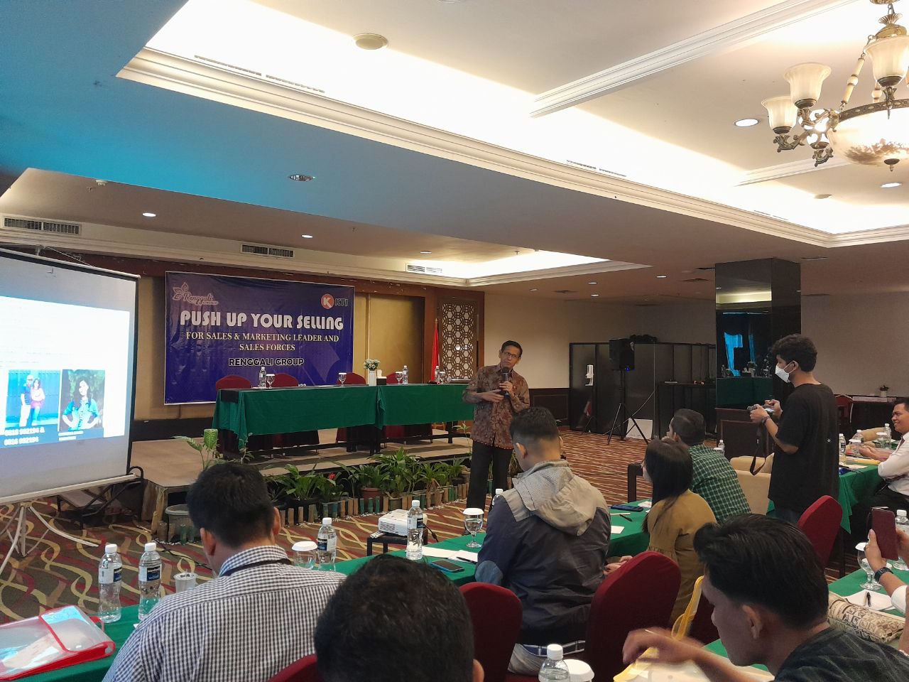 Tingkatkan Kompetensi Para Sales, Renggali Group Gelar Pelatihan Marketing