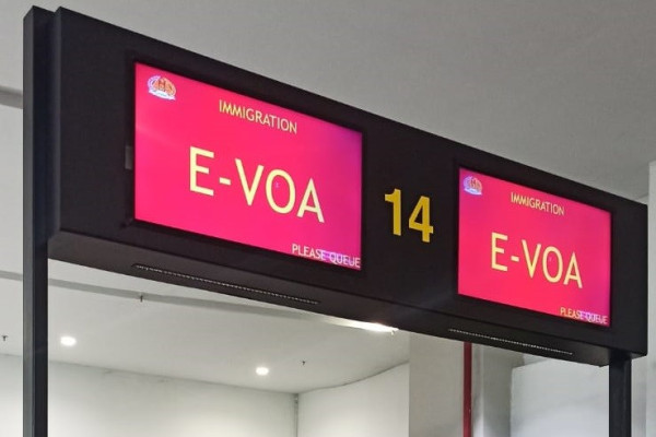 Imigrasi Batam Targetkan Peningkatan PNPB dari Kebijakan e-VoAÂ 