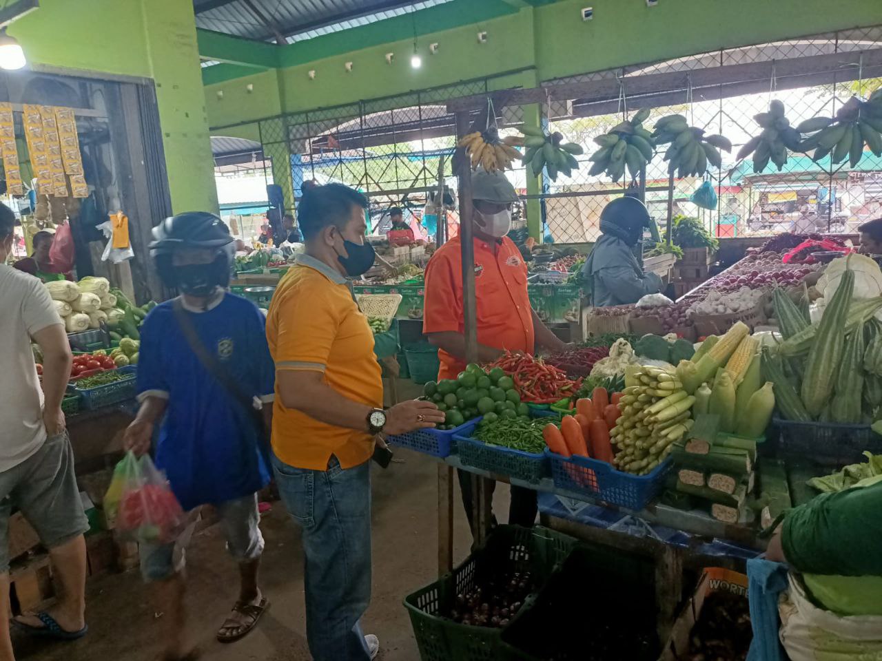 Jelang Nataru, Harga Bawang dan Sayuran Naik di Pasar Tradisional Bintan