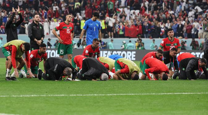 Maroko Tetap Sujud Syukur Meski Kalah dari Prancis di Semifinal Piala Dunia 2022