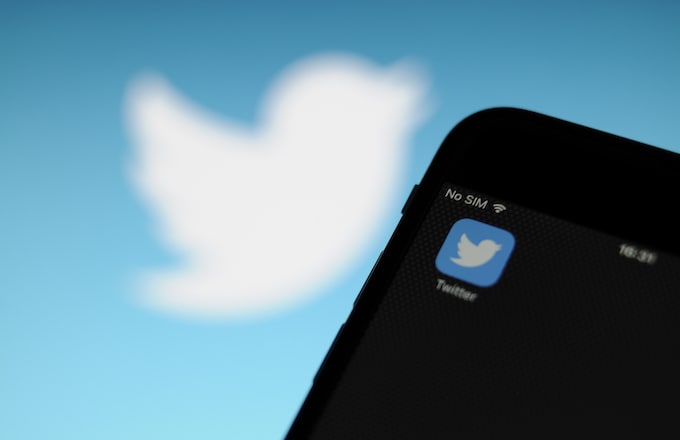 Twitter Blokir Pengguna yang Promosikan Platform Medsos Lain