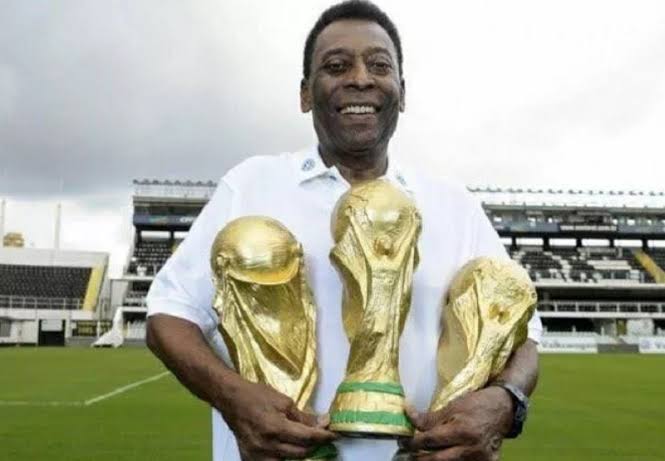 Legenda Sepakbola Brasil Pele Meninggal Dunia