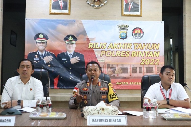 Puluhan Personel Polres Bintan Dapat Penghargaan, Dua bermasalah dan Satu Dipecat Sepanjang 2022