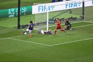 Kamu Bertanya-tanya, Gol Kontroversial Jepang Bisa Disahkan? Ini Penjelasannya