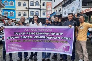 AJI dan IJTI Kecam Aksi Pengrusakan Kamera Jurnalis saat Liput Demo Imigran di Tanjungpinang
