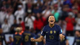 Viral Tawa Lepas Mbappe Usai Penalti Kane Gagal
