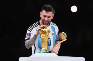 Messi Dicap Pemalas, Ronaldo Tidak Setuju