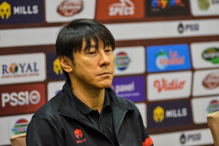 Keluh Kesah Shin Tae-yong Gegara Permainan Kasar Vietnam