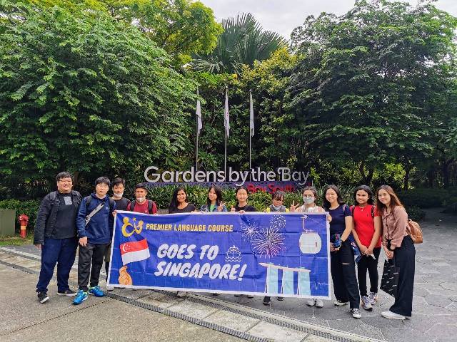 Murid Premier Language Course Kunjungi Singapore, Asah Kemampuan Bahasa Inggris