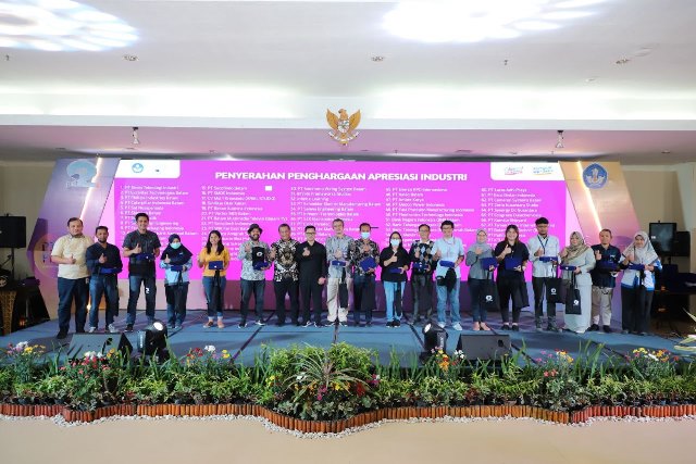 Politeknik Batam Perkuat Kerjasama dan Beri Apresiasi Mitra Industri