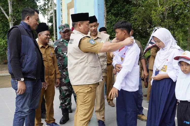 Disdik Lingga Siapkan Perahu Pompong untuk Transportasi Sekolah di Pulau