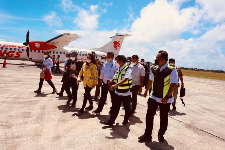 Cen Sui Lan Desak Menhub Pindahkan Fungsi Sipil Bandara Ranai Natuna ke Kelarik