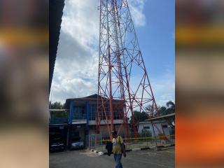 Terekam CCTV, Ini Kronologi Pria Loncat dari Tower Kantor Bea Cukai Batam