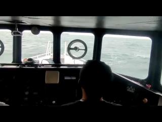 Kapal Ferry Putar Balik usai Diadang Gelombang Tinggi di Perairan Kepulauan Riau
