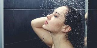 Tips dan Trik Menghindari Rasa Dingin saat Mandi Ketika Musim Hujan