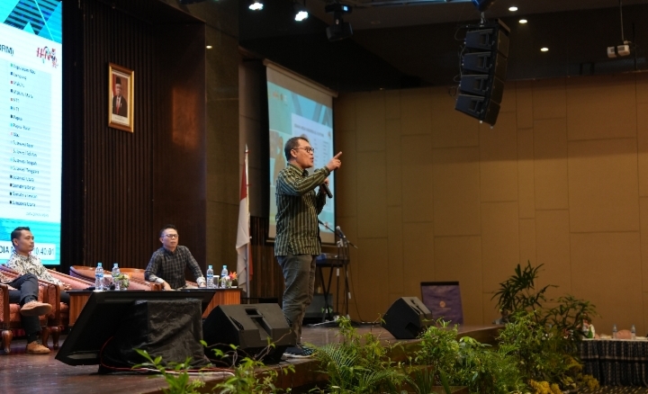 Seminar Rangkaian Hari Pers Nasional, Sapto Anggoro: Media Perlu Kembali pada Visi dan Misinya